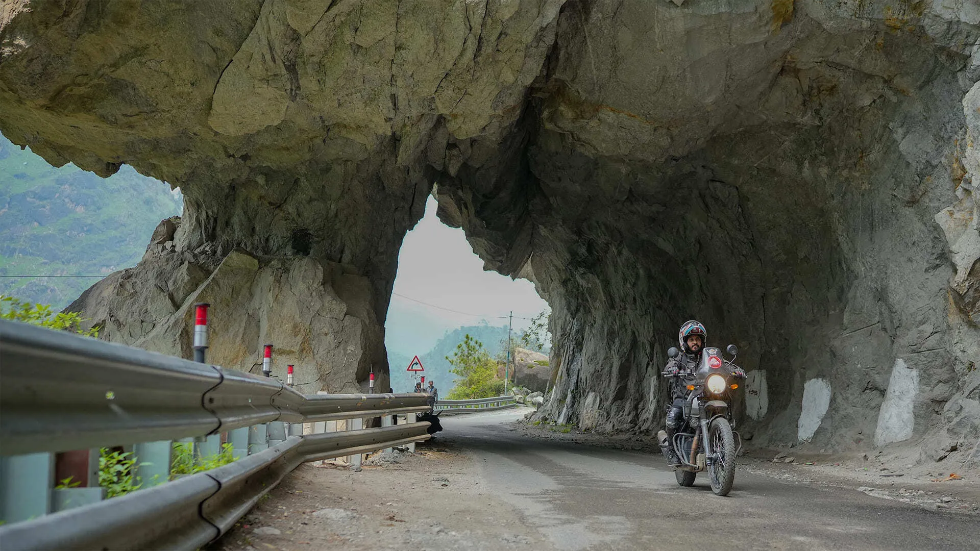 Spiti Motorcycle tour package with Dream Riders