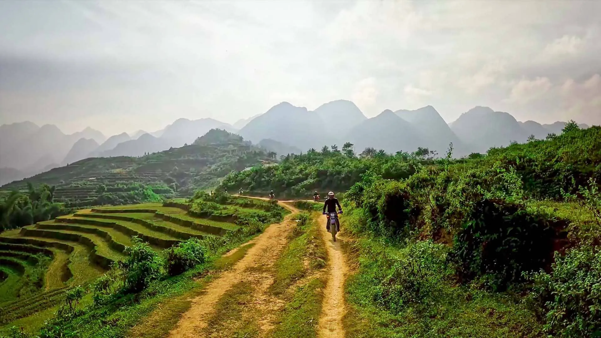 Vietnam Motorcycle tour package with Dream Riders