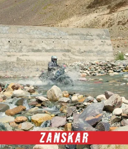 zanskar valley water crossing
