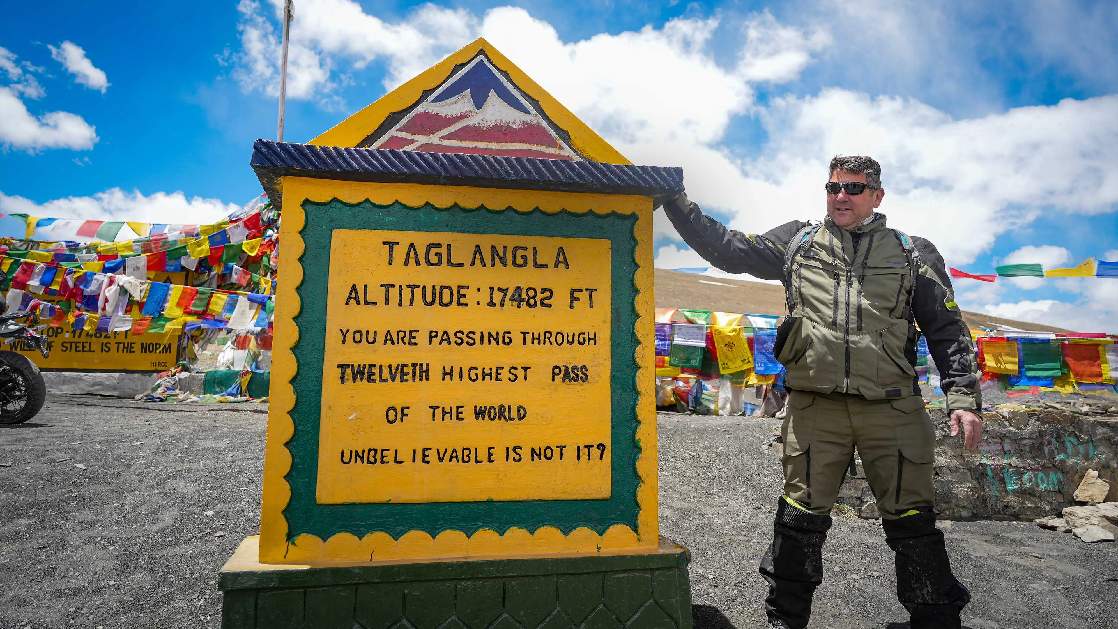 Rider at Tanglang La