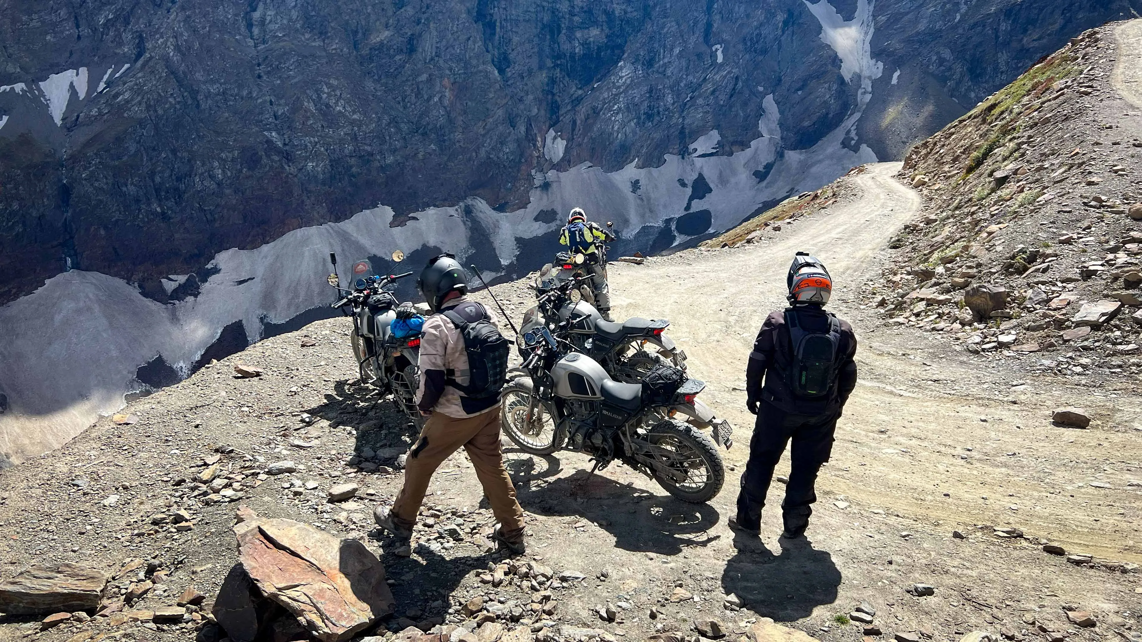 Pangi Tour